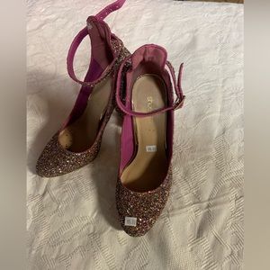 Pink sparkly heels